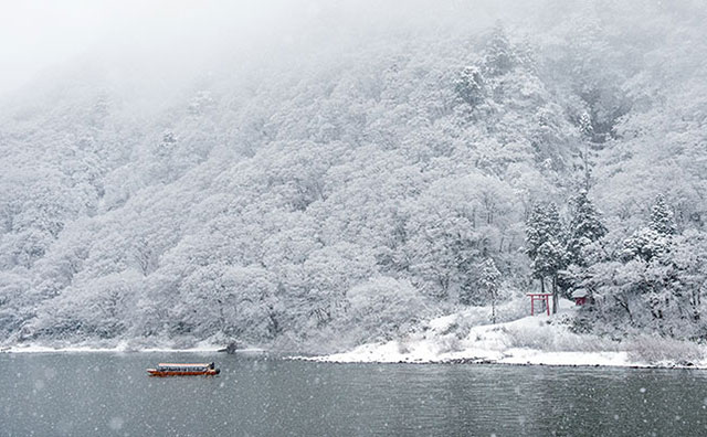 冬の最上川
