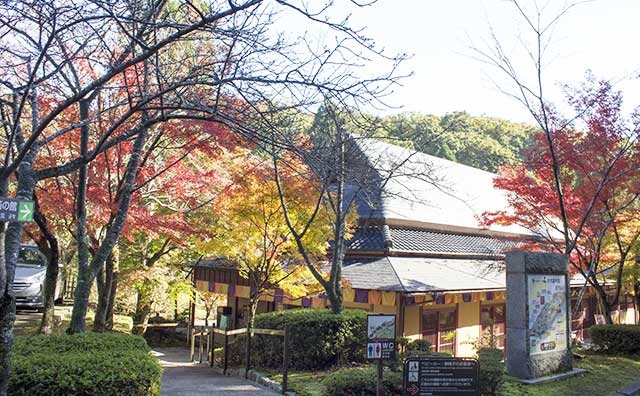 加賀 伝統工芸村　ゆのくにの森