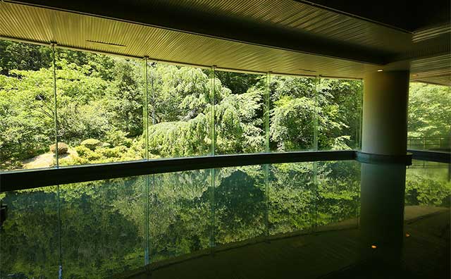 大江戸温泉物語　東山グランドホテル　女性大浴場『宝里の湯』