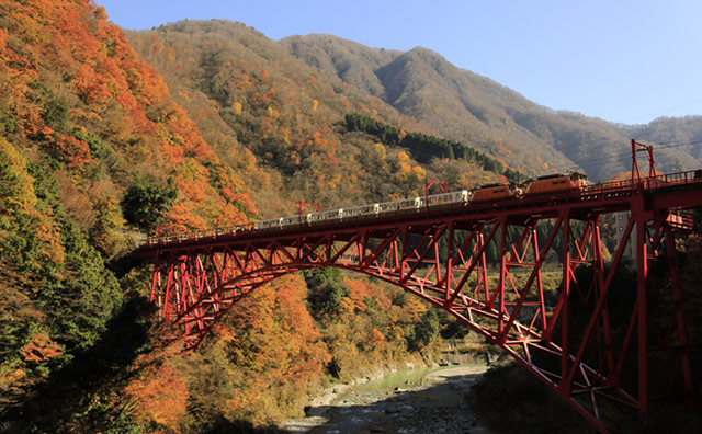 黒部峡谷のイメージ