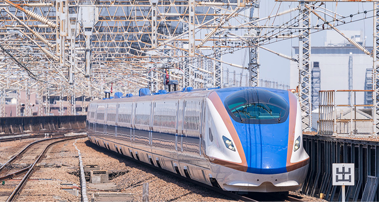 北陸新幹線「E7系」と「W7系」の違いとは？