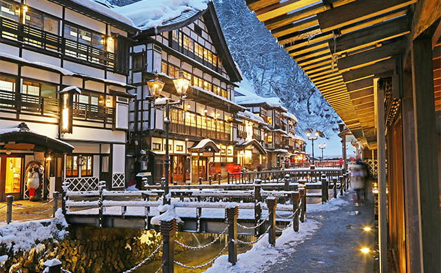 銀山温泉