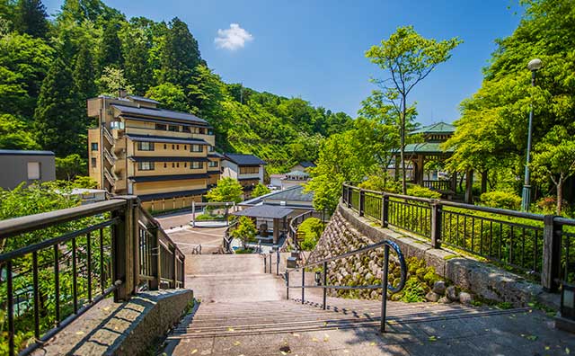 湯涌温泉