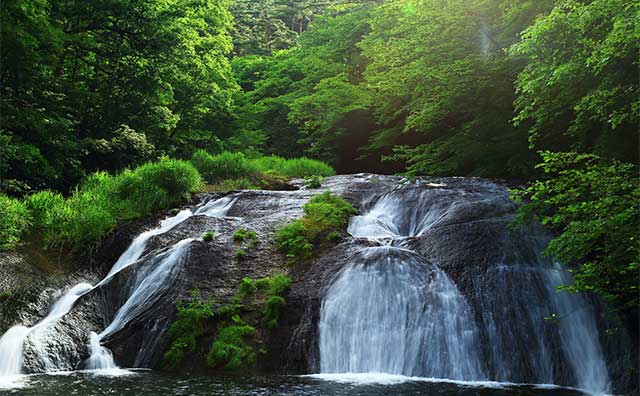 花巻温泉　釜淵の滝