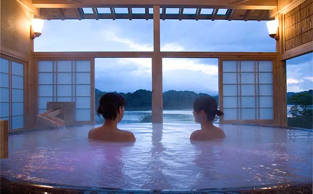 ホテル紫苑　ひとりじめの湯「シルクバス」