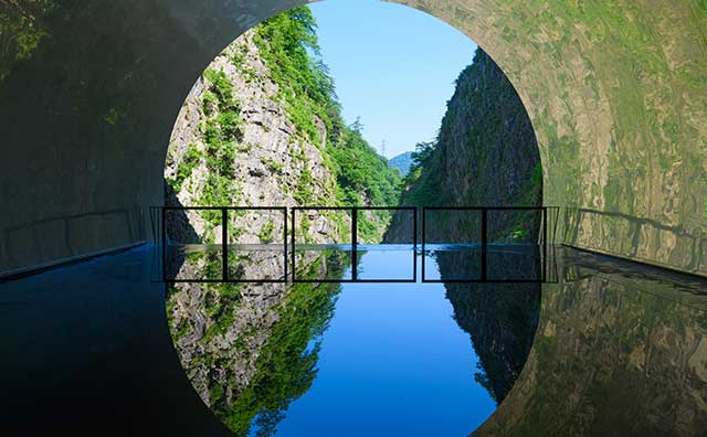 清津峡渓谷トンネル